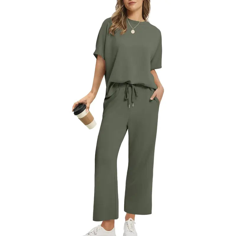 Soft Minimal Lounge Set