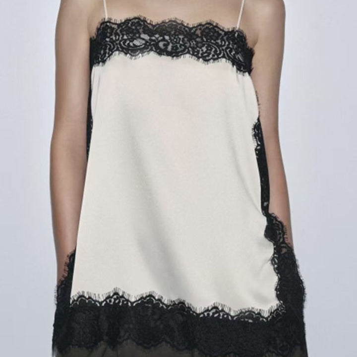 Lace Trim Cami Top – Minimal Chic Spaghetti Strap Tank Top for Women