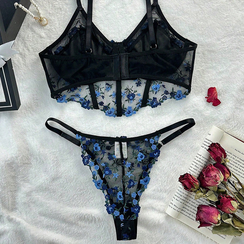 Floral Embroidered Underwire Bra Set