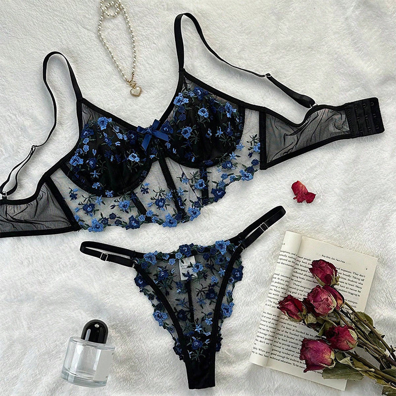 Floral Embroidered Underwire Bra Set